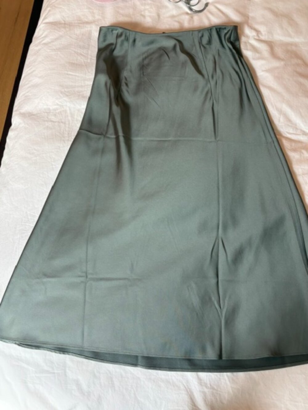 NWOT JCrew Green Midi Satin Skirt Size Small
